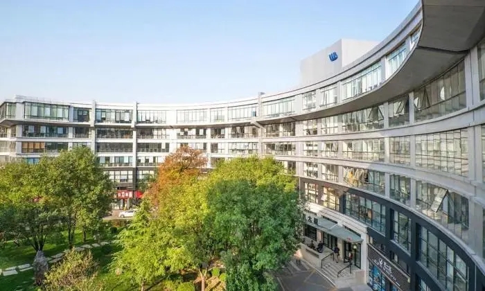 西国贸科技孵化广场