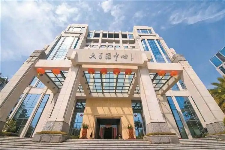 广东深圳大百汇生命健康产业园